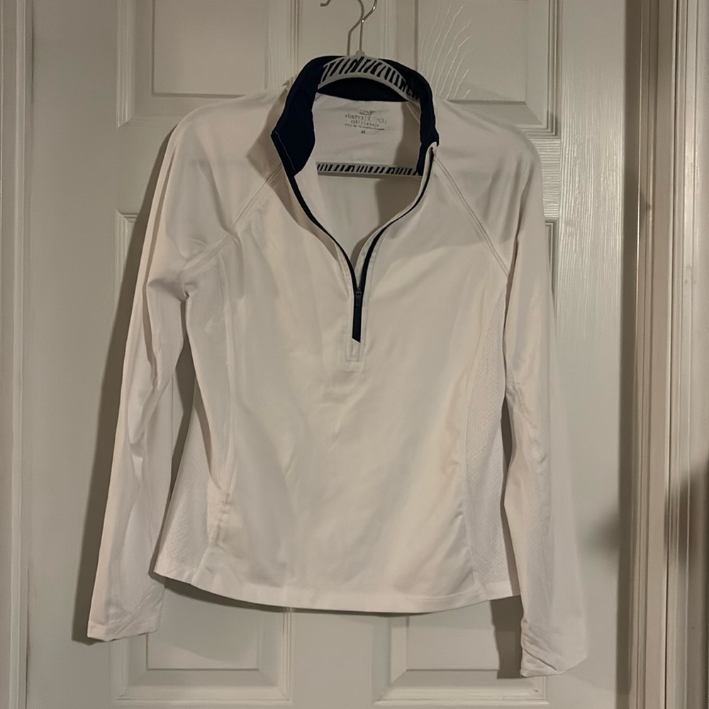 Women’s vineyard vines performance three-quarter zip size medium